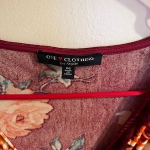 Flower print velvet dress with flared sleeves